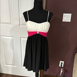 Morgan & Co. Black, White & Hot Pink Spaghetti Strap Prom Dress Vtg Y2K Sz M